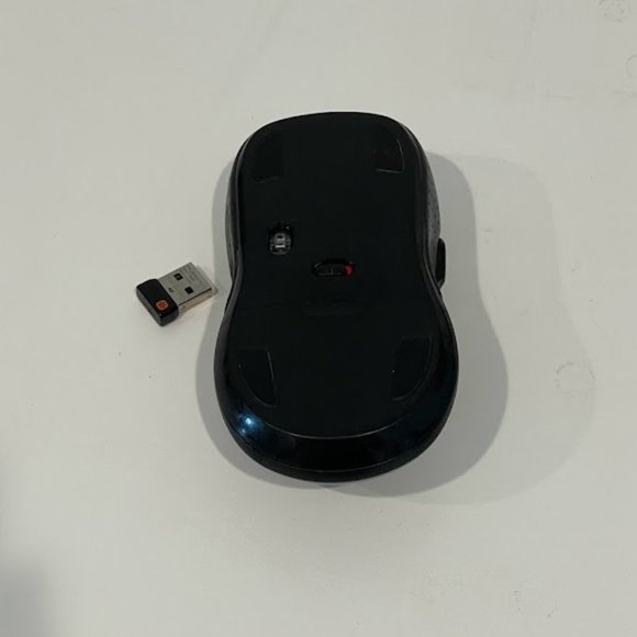 LOGITECH Wireless Mouse - Picture 3 of 4